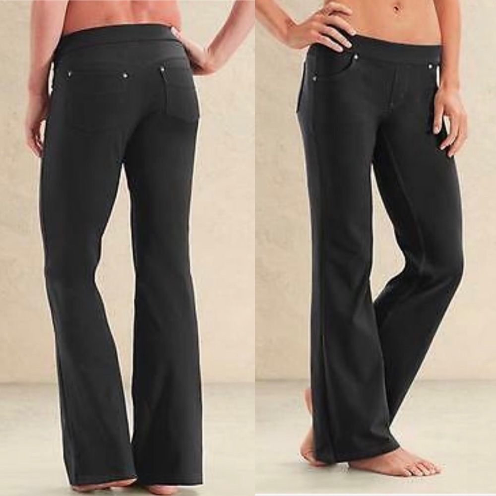 Athleta Bettona Yoga Pants EUC Small